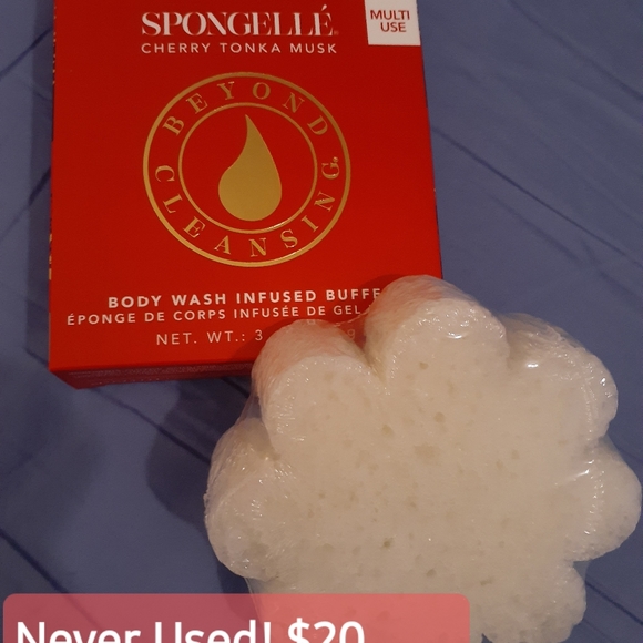 Makeup - Picture 4 of 7